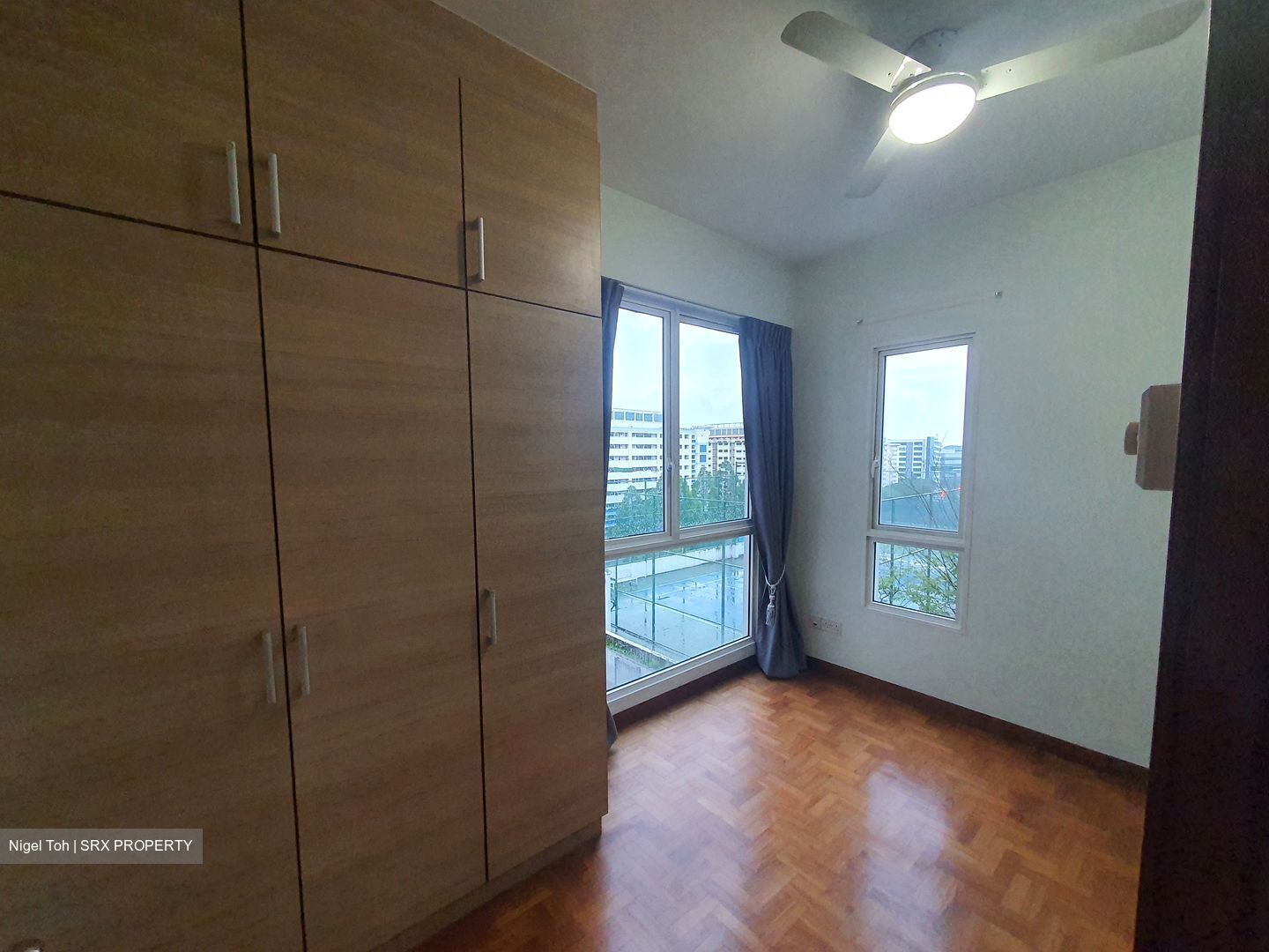 La Casa (D25), Condominium #400327761